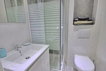 301-studio Au Calme Entierement Renove Appartamento